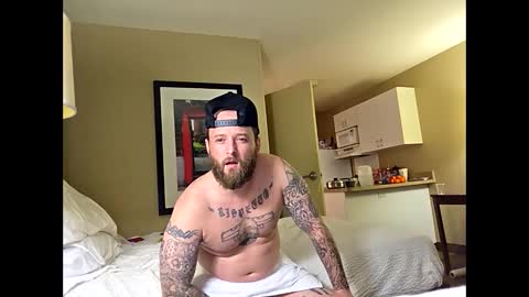 bigdickitalian137 online show from October 22, 2025, 5:08 am