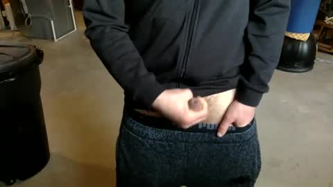 Snapshot of bigdickshowoff9877 chatting on March 9, 2025, 3:27 pm Bigdickshowoff9877 online show from March 9, 2025, 3:27 pm