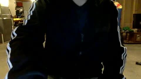 Snapshot of bigdickshowoff9877 chatting on June 16, 2026, 6:38 am Bigdickshowoff9877 online show from June 16, 2026, 6:38 am