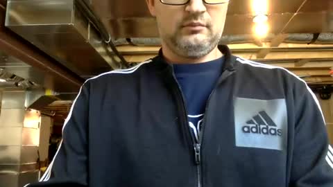 Snapshot of bigdickshowoff9877 chatting on June 16, 2026, 7:05 pm Bigdickshowoff9877 online show from June 16, 2026, 7:05 pm