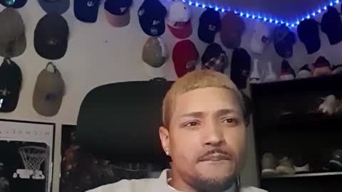 Snapshot of bigdickwj chatting on September 20, 2025, 7:53 am QuietboyWill online show from September 20, 2025, 7:53 am