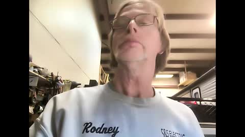 bigelectricrod online show from December 27, 2024, 7:03 pm