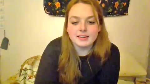 Biggirl7980 online show from April 11, 2026, 1:21 am