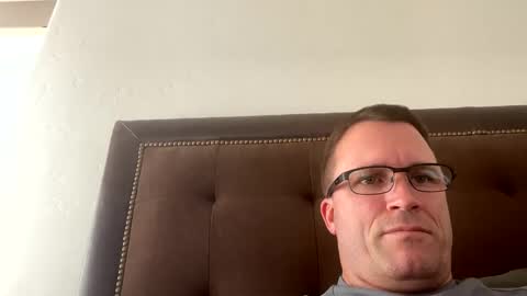 bigger22332233 online show from December 13, 2024, 10:23 pm