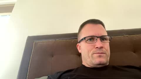 bigger22332233 online show from January 21, 2025, 7:06 pm