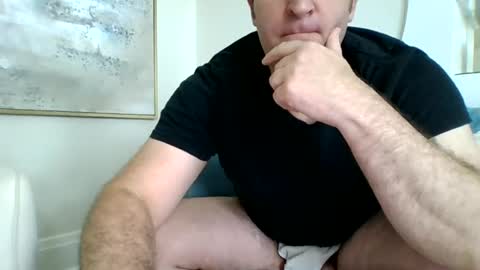 Snapshot of biggestballsonchatu chatting on June 24, 2026, 7:46 pm BiggestBallsOnChatr online show from June 24, 2026, 7:46 pm