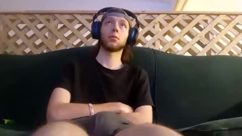 biggestboiiii online show from September 9, 2025, 5:51 am