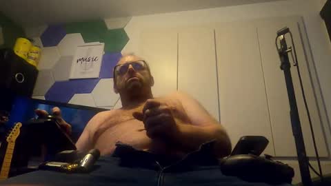 Snapshot of biggydee8989 chatting on October 25, 2025, 10:56 am biggydee8989 online show from October 25, 2025, 10:56 am