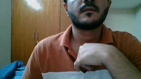 bighandsomesatisfy online show from December 25, 2024, 5:26 pm