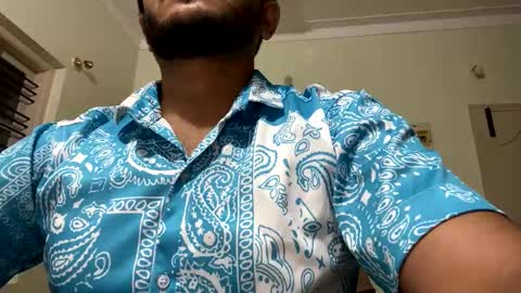 bighandsomesatisfy online show from December 28, 2024, 6:50 pm