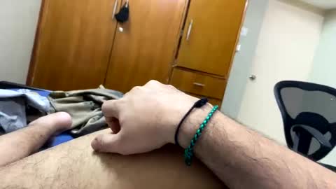 bighandsomesatisfy online show from December 28, 2024, 9:51 pm