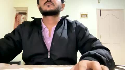 bighandsomesatisfy online show from December 31, 2024, 5:51 pm