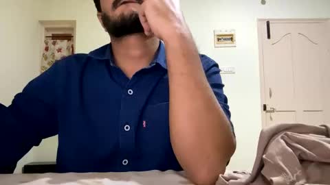 bighandsomesatisfy online show from January 1, 2025, 8:26 pm