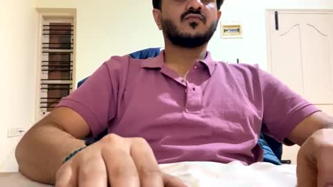 bighandsomesatisfy online show from January 11, 2025, 2:04 pm