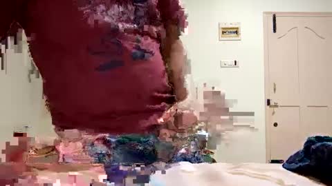 bighandsomesatisfy online show from January 25, 2025, 2:03 pm