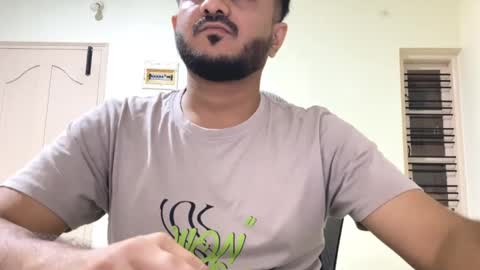 bighandsomesatisfy online show from November 2, 2025, 2:19 pm