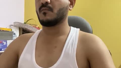 bighandsomesatisfy online show from January 13, 2026, 1:33 am