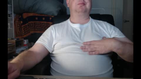 bighorn1981 online show from April 1, 2026, 10:18 pm