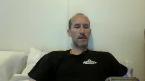 Snapshot of bighugemouthful chatting on September 18, 2025, 4:31 pm Chaz online show from September 18, 2025, 4:31 pm