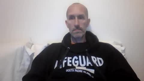 Snapshot of bighugemouthful chatting on November 15, 2025, 4:10 am Chaz online show from November 15, 2025, 4:10 am