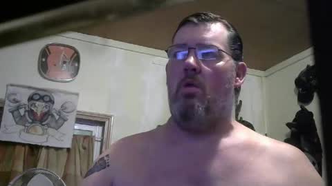 Snapshot of bigjohn41000 chatting on November 15, 2025, 10:01 am bigjohn41000 online show from November 15, 2025, 10:01 am