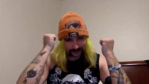 Snapshot of bigkhaos chatting on November 15, 2025, 11:40 am Bigkhaos online show from November 15, 2025, 11:40 am