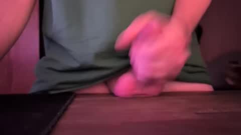 Snapshot of bigload33577 chatting on February 10, 2026, 7:51 pm bigload33577 online show from February 10, 2026, 7:51 pm