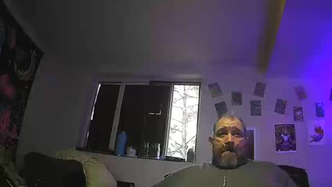 bigman42of0rlife online show from October 10, 2025, 11:37 pm