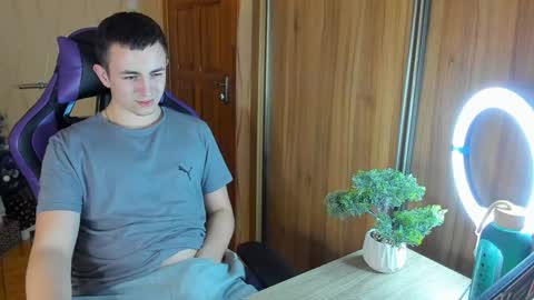 Snapshot of bigmark03 chatting on January 23, 2025, 3:32 pm BigMark03 online show from January 23, 2025, 3:32 pm