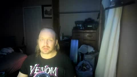 bigmike20129020 online show from January 19, 2025, 8:50 am