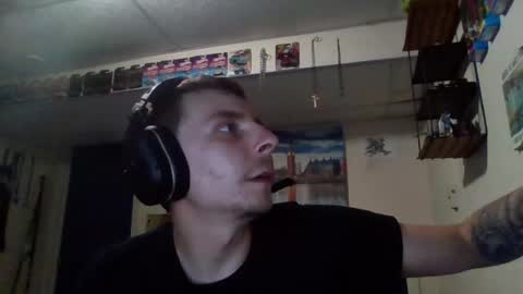 Snapshot of bigmike5702 chatting on July 14, 2026, 9:42 pm casper617 online show from July 14, 2026, 9:42 pm