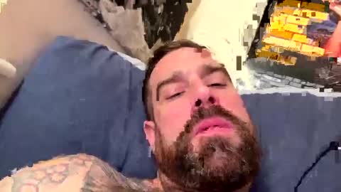 bignickohyes online show from February 14, 2025, 12:25 pm