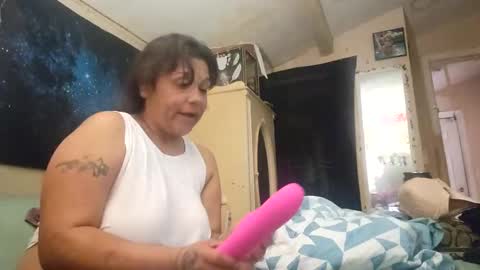 the Mini mami online show from February 6, 2025, 3:52 pm