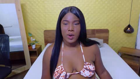 Snapshot of bigroundbooty_ chatting on February 12, 2026, 7:42 pm bigroundbooty_ online show from February 12, 2026, 7:42 pm