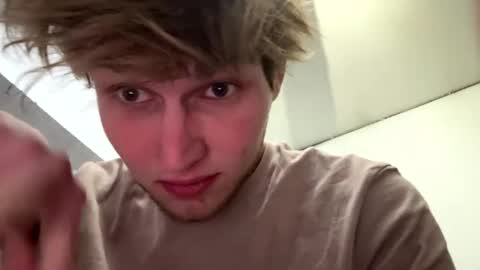 bigskinnyboyshh online show from January 14, 2025, 2:40 am