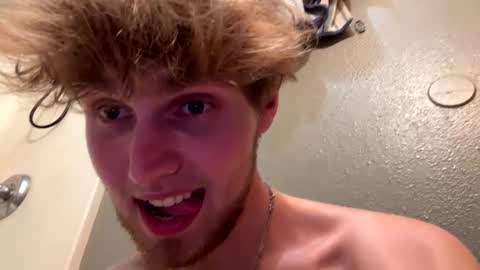 bigskinnyboyshh online show from September 27, 2025, 5:45 am