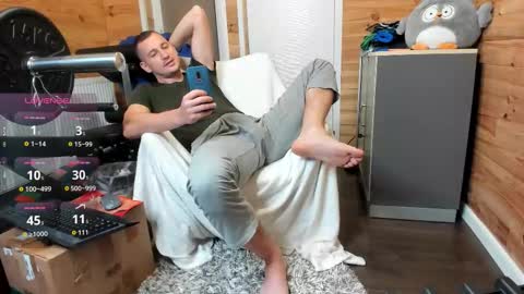 bigsshark online show from November 8, 2025, 11:54 am