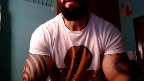 Snapshot of bigstallone chatting on December 18, 2024, 12:10 am BigStallion online show from December 18, 2024, 12:10 am