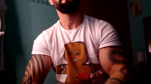 Snapshot of bigstallone chatting on December 21, 2024, 12:31 am BigStallion online show from December 21, 2024, 12:31 am