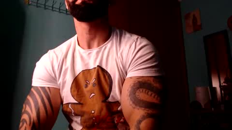 Snapshot of bigstallone chatting on January 14, 2025, 12:11 am BigStallion online show from January 14, 2025, 12:11 am