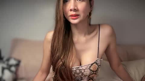 Yna     online show from December 11, 2024, 4:49 am