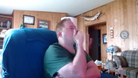 Snapshot of bigthicksatisfying2 chatting on October 19, 2025, 8:31 pm bigthicksatisfying2 online show from October 19, 2025, 8:31 pm