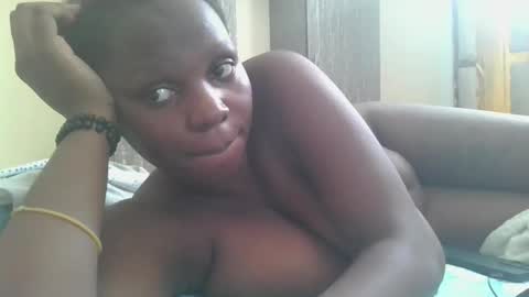 bigtit166077 online show from October 20, 2025, 11:10 am