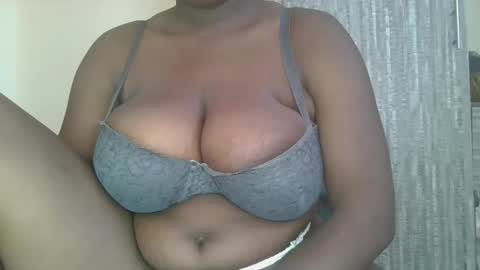 bigtit166077 online show from October 24, 2025, 6:32 am