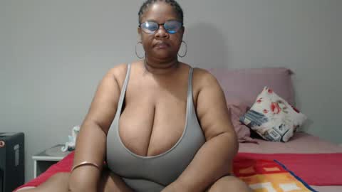 Lona online show from June 14, 2026, 5:53 am