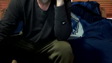 biguylovessuckingcock online show from March 29, 2026, 11:54 am