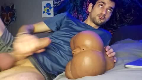 bigwhitecock_liam online show from March 28, 2026, 5:12 pm