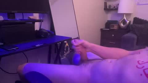 bigwhitepeniss9 online show from October 3, 2025, 2:41 am