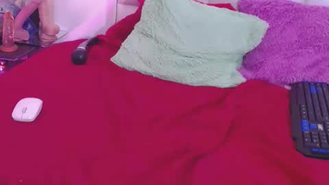 Biky Hot online show from December 3, 2024, 12:13 am