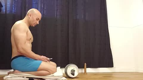 Bilie online show from December 16, 2025, 6:35 pm